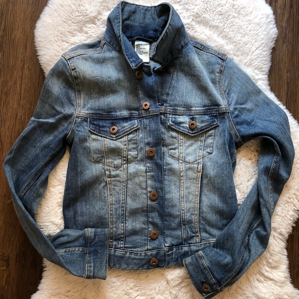 H&M classic denim jacket